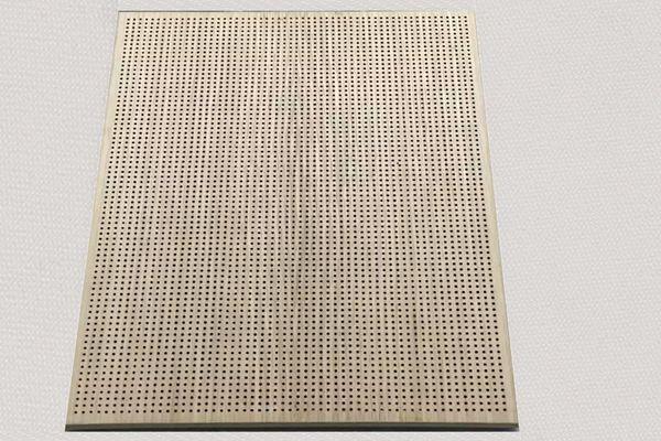 不同类型的吸音板在表面瑕疵修复和保养上有何特殊要求