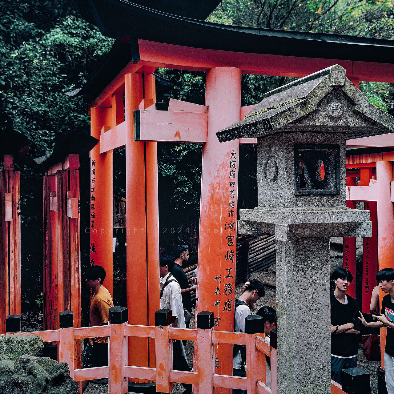 伏见稻荷大社-千本鸟居