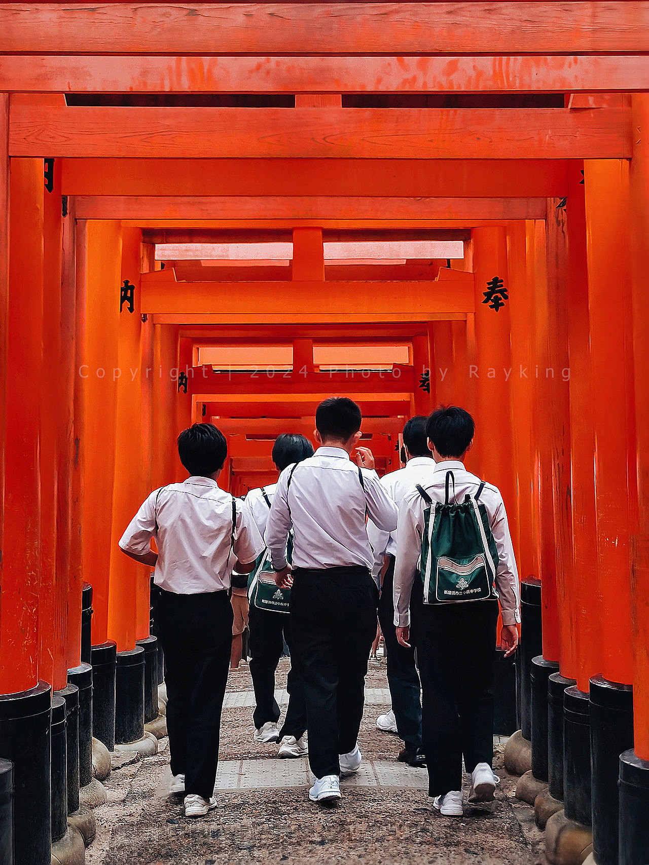 伏见稻荷大社-千本鸟居