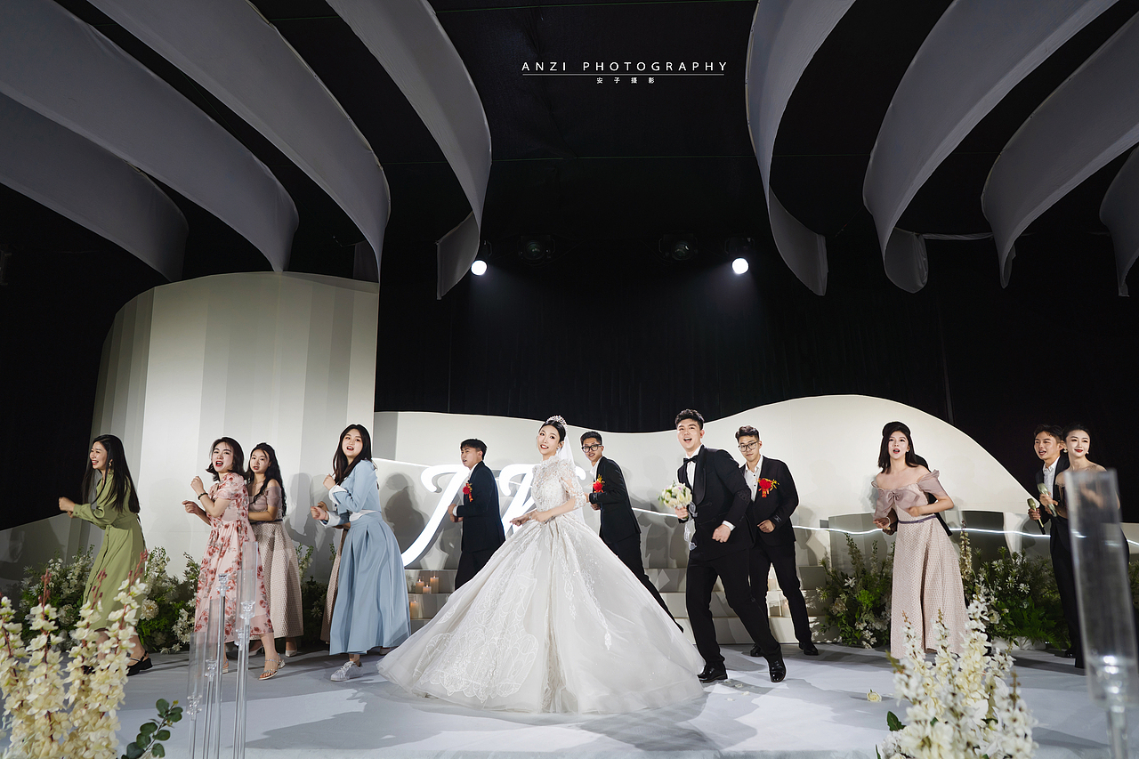 那些情绪落地有声（图ZMzc5NDY5ODQw） - 婚礼摄影 - 站酷设计师安子是摄影师原创素材 - 站酷ZCOOL