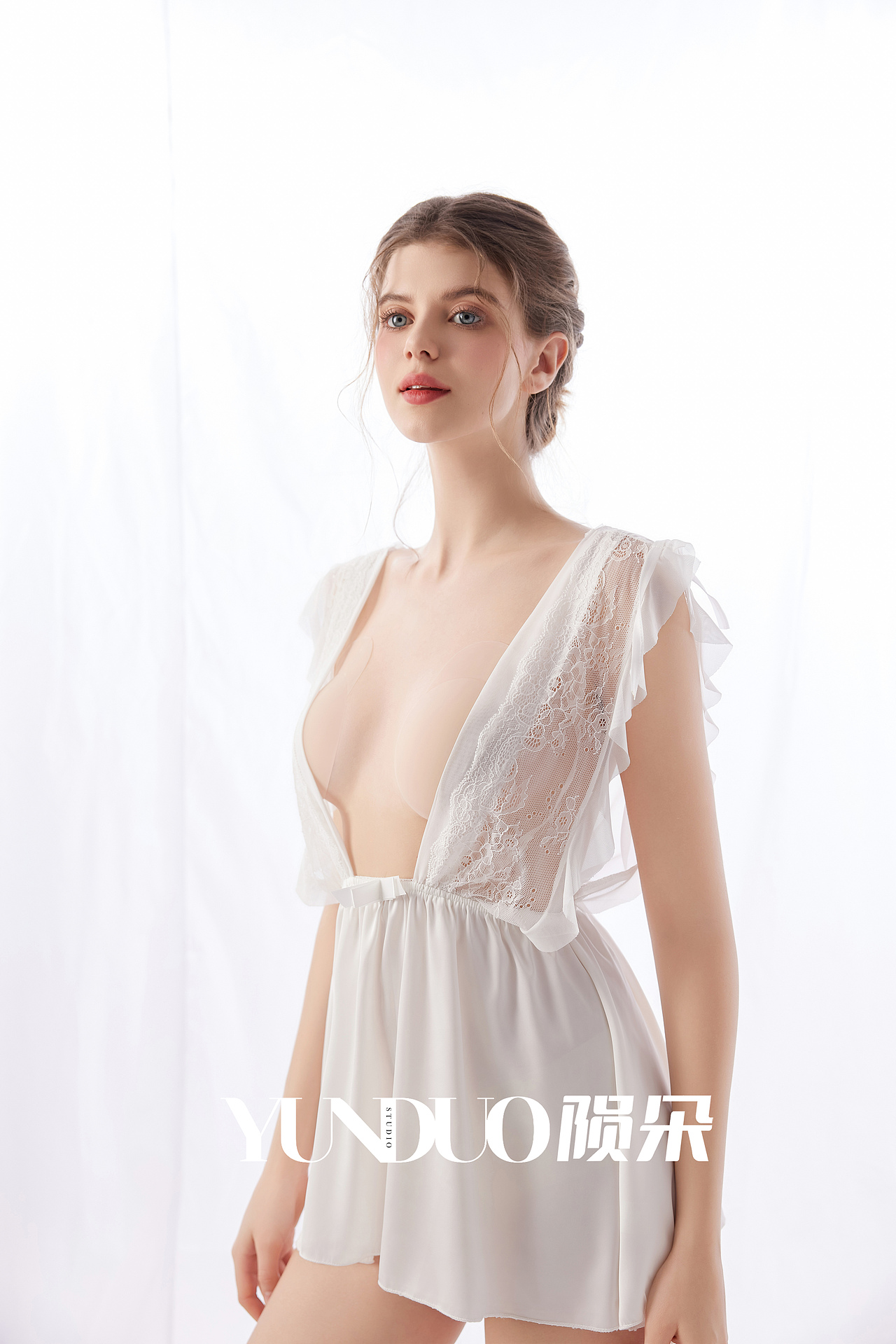 胸贴拍摄 文胸 隐形内衣 硅胶乳贴 隐形胸贴拍摄案例（图ZMzc5NDk1NDY0） - 人像摄影 - 站酷设计师陨朵商拍刘大奇原创素材 - 站酷ZCOOL