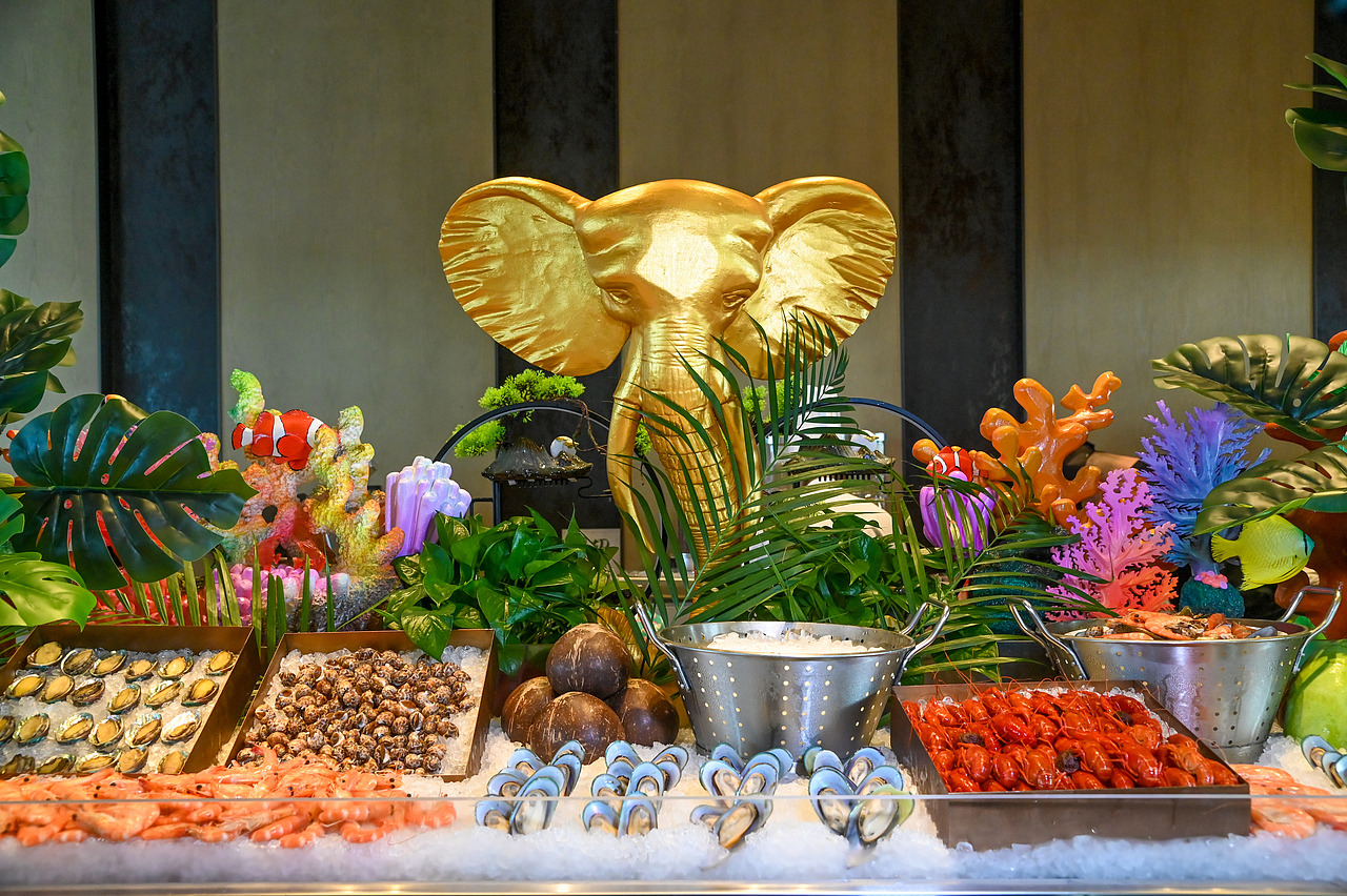 东南亚美食节西餐摆台