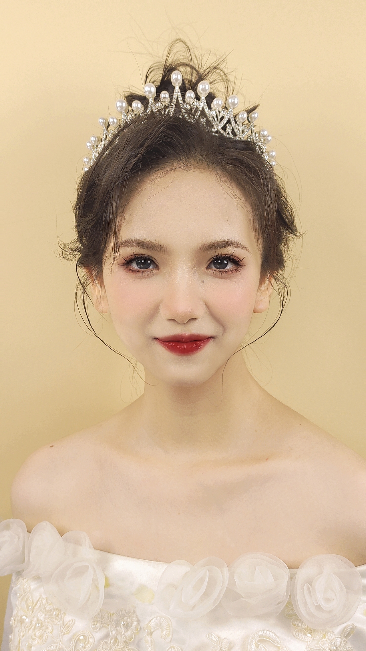 看着老但十分漂亮的新娘