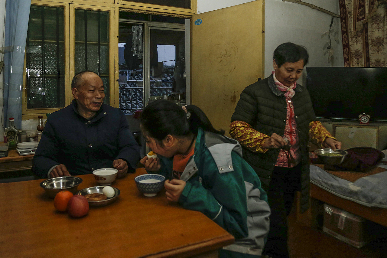 《卖豆花的张哥》