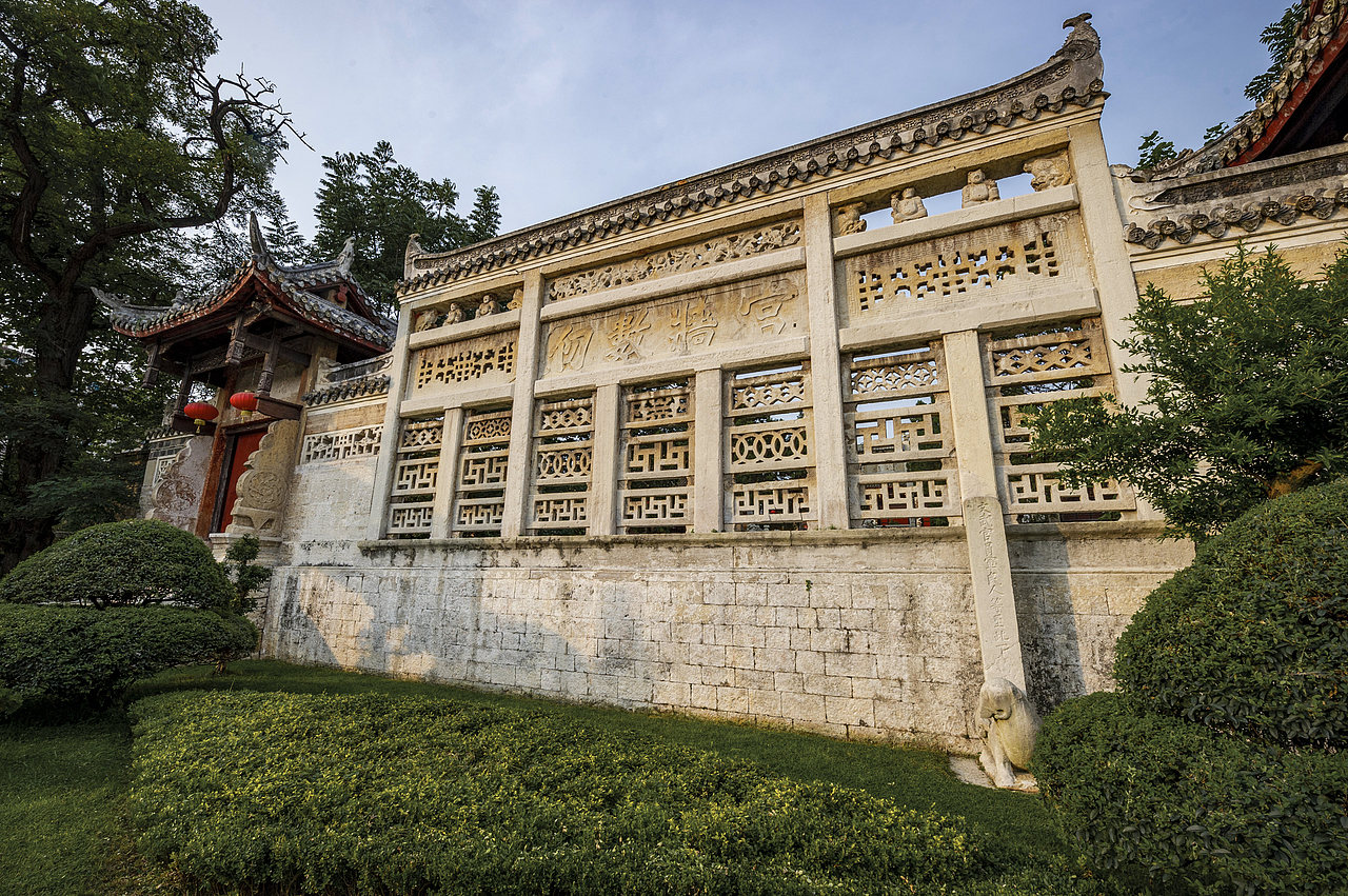 安顺文庙:600年黔中儒学圣殿,惊艳全球的石雕艺术