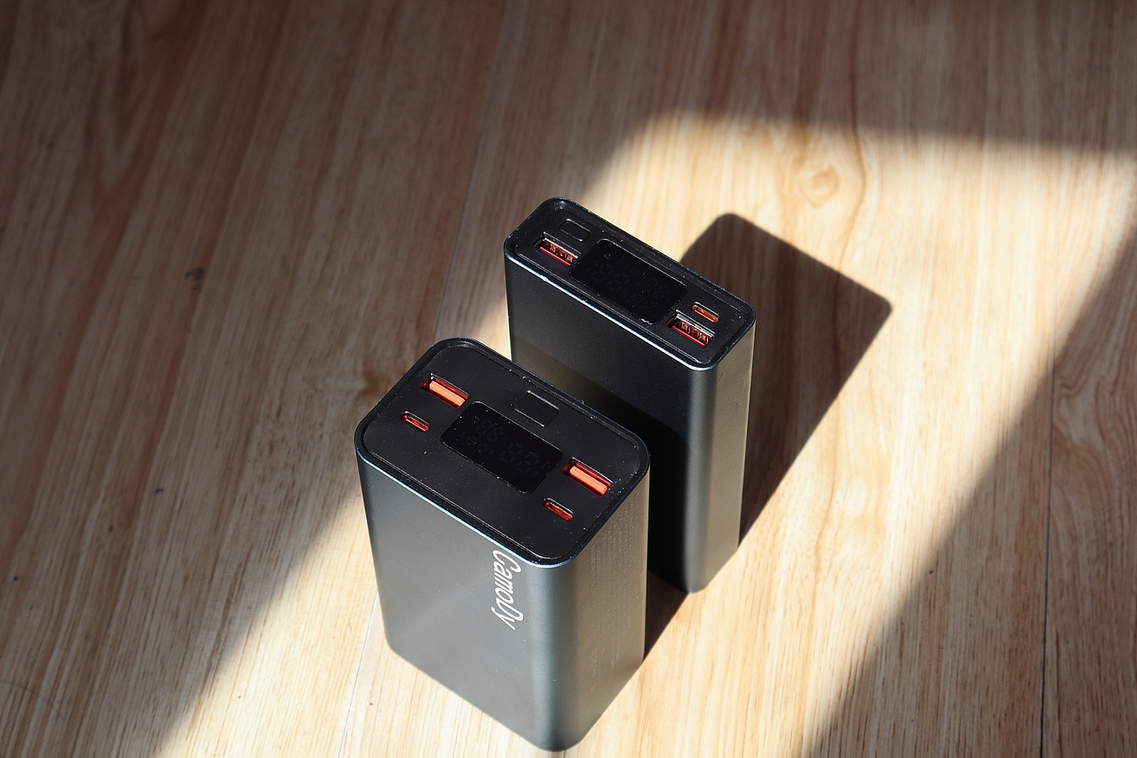 camody卡魔迪 f01实图测评-160W快充充电宝卡魔迪测评（图ZMzc5NjM2Mzgw） - 产品摄影 - 站酷设计师Z421367339原创素材 - 站酷ZCOOL