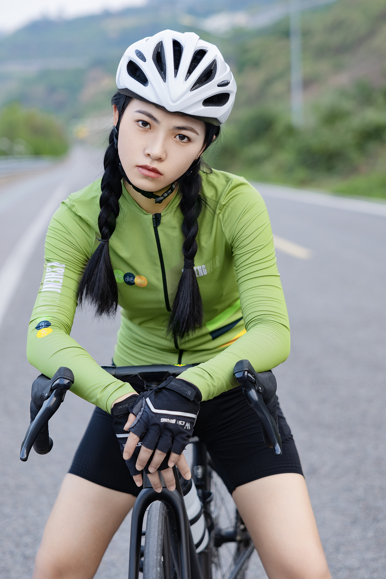 风景在路上,自由在风里