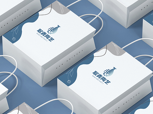 大学小组第一次小作业（logo设计）
