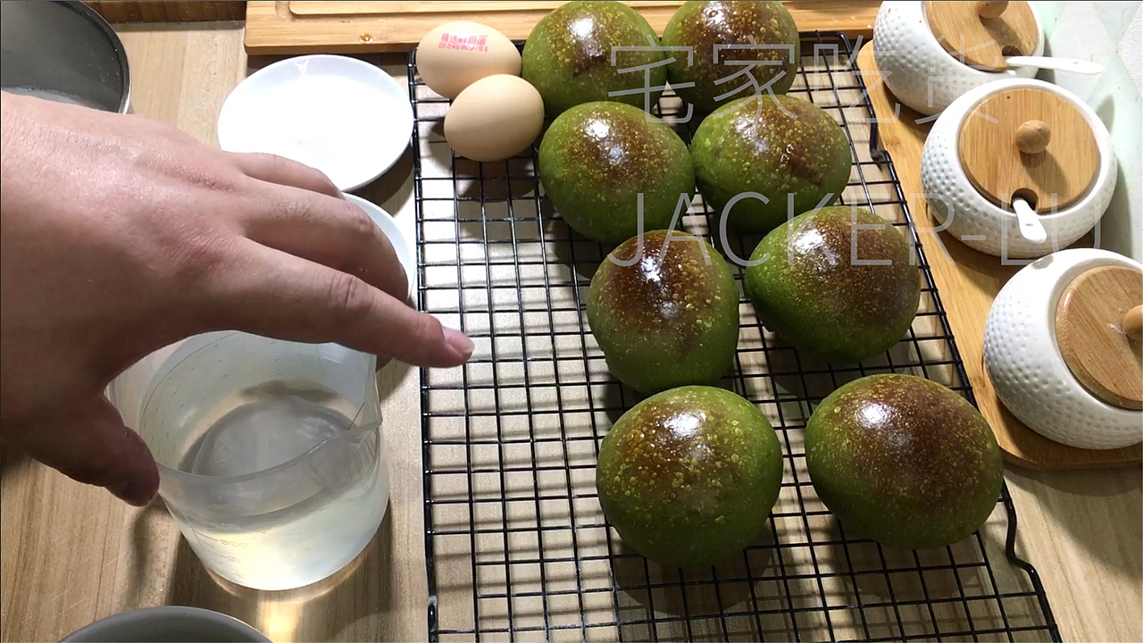 抹茶布丁面包,抹茶控必看,解锁不一样的美味体验。