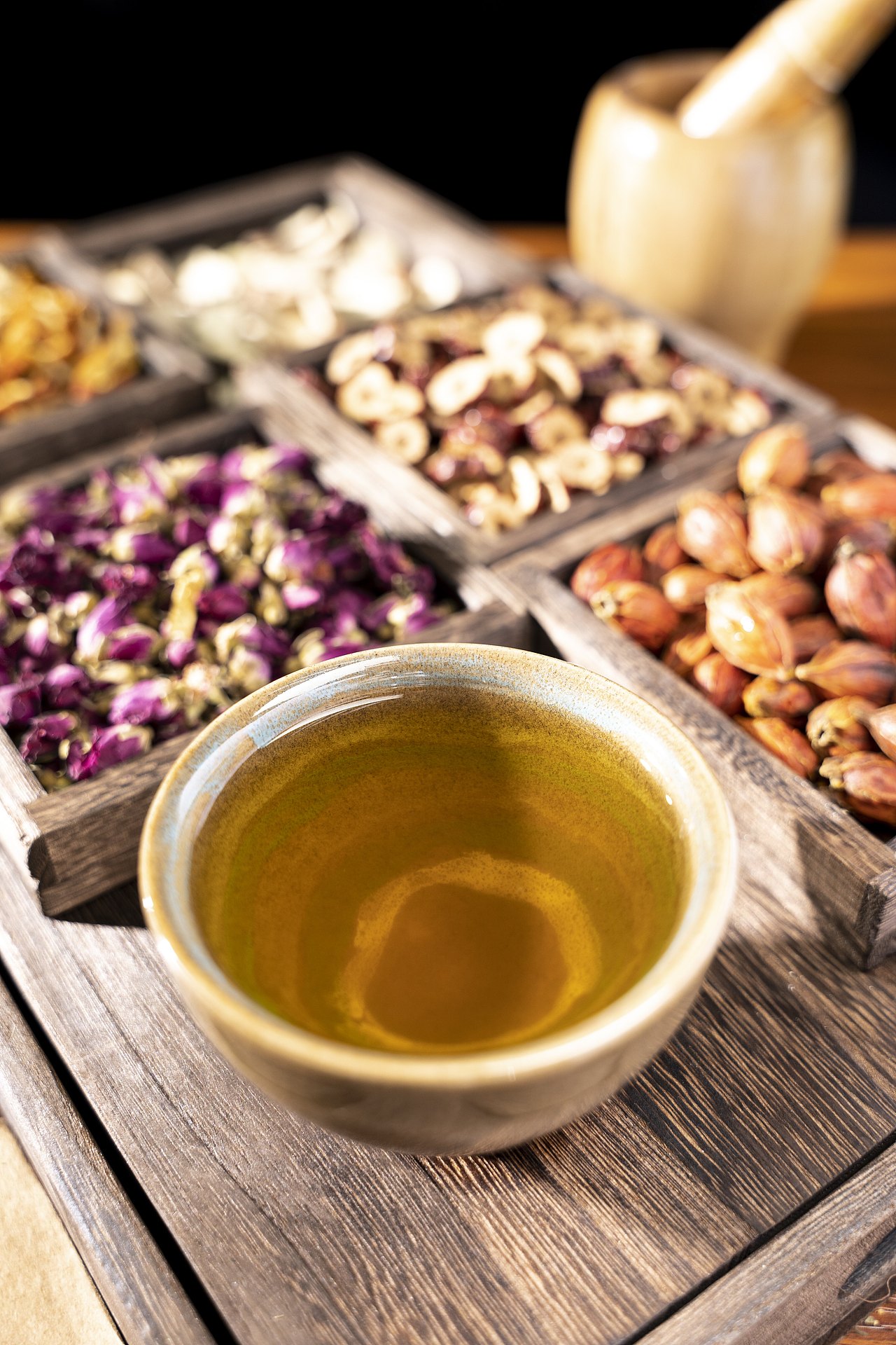 小罐养生茶产品拍照（图ZMzc5ODc3NDI0） - 产品摄影 - 站酷设计师改变影视原创素材 - 站酷ZCOOL