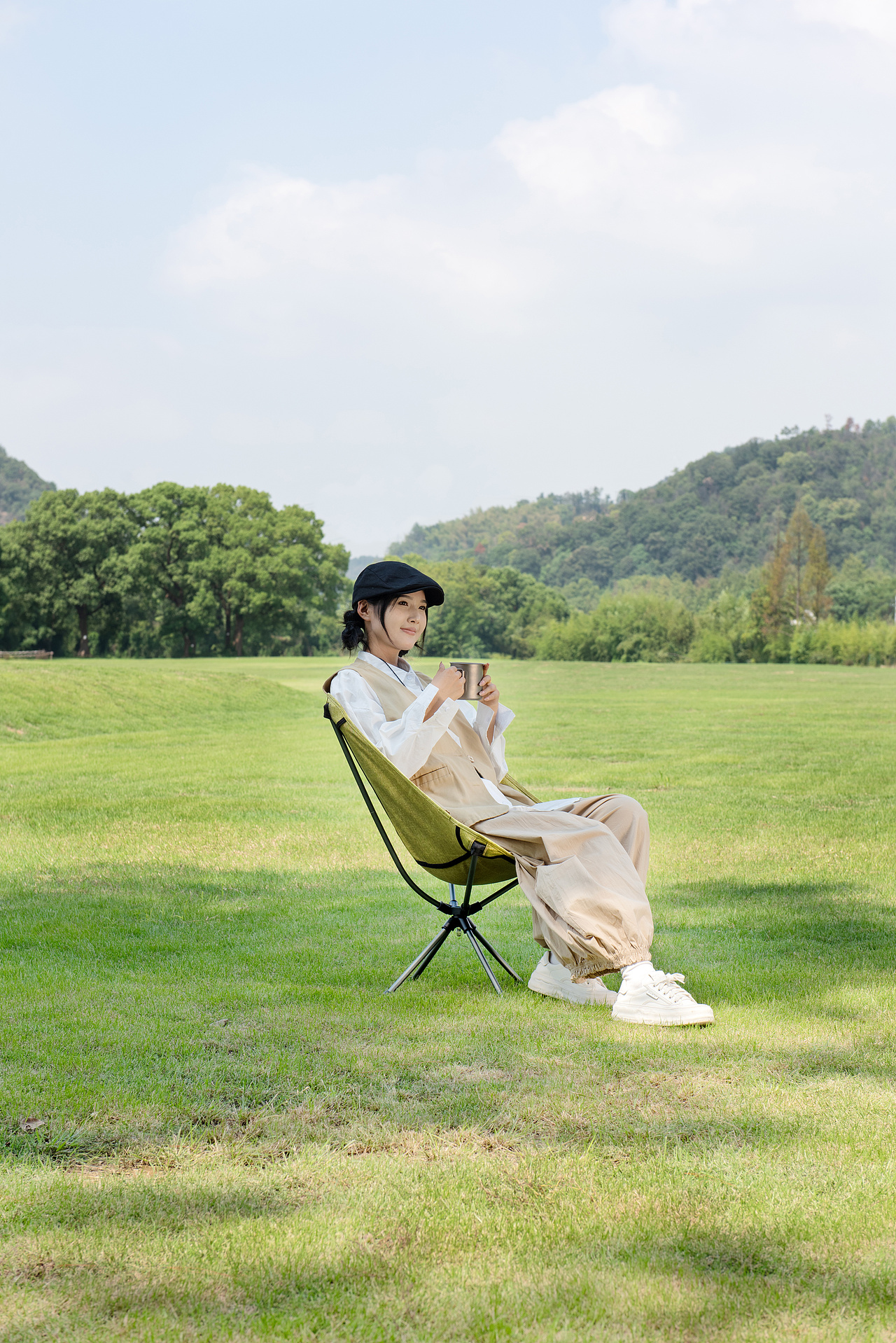 户外月亮椅