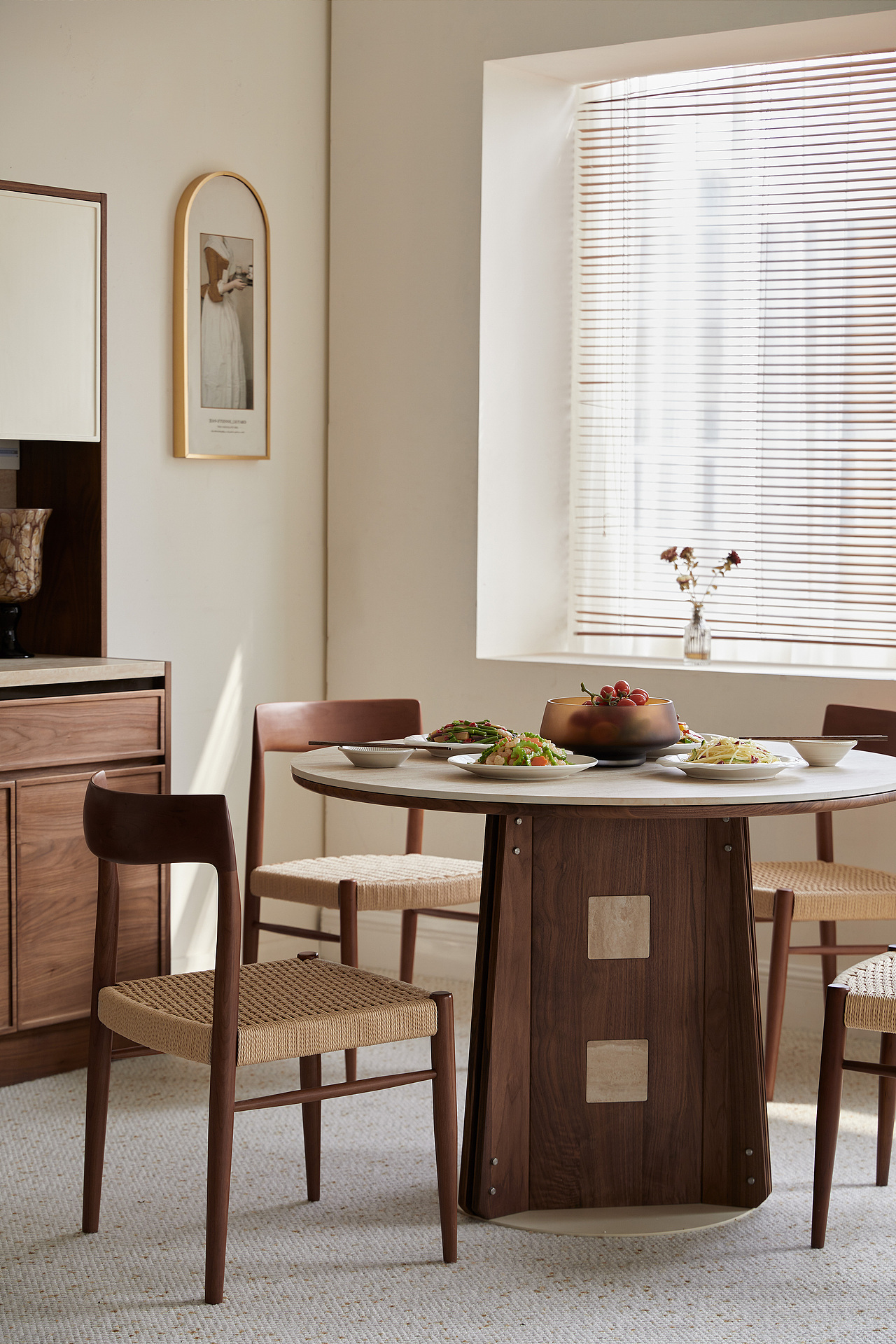 罗马-洞石岩板圆桌