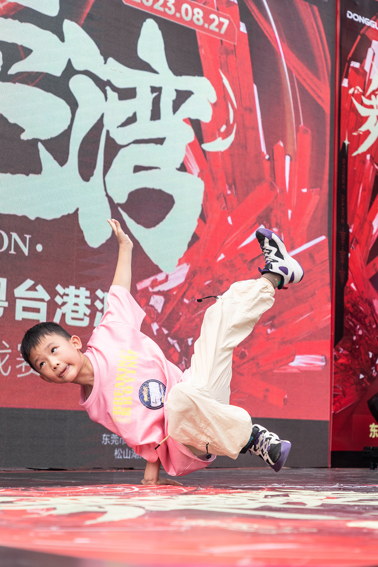 东莞松山湖《舞战莞湾》系列街舞比赛活动拍摄（图ZMzgwMDQwODI0） - 人像摄影 - 站酷设计师森山野仁的人原创素材 - 站酷ZCOOL