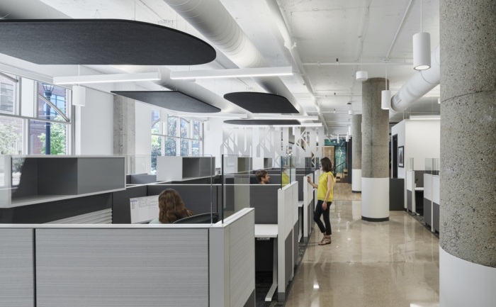 办公室装修:设计美学将温暖的工业元素与现代风格融为一体