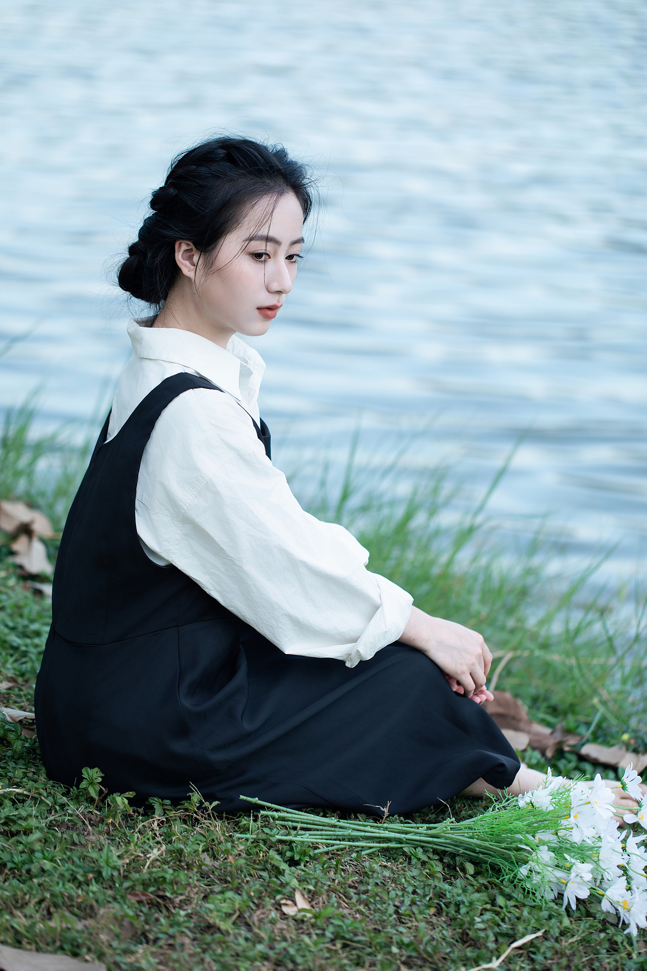 从黄昏日落到暮夜降临