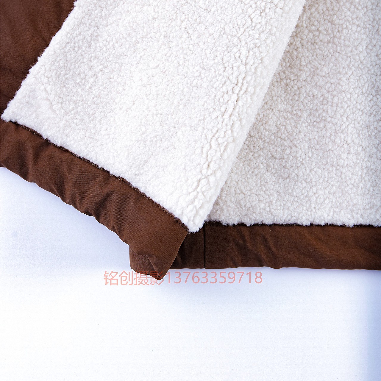 广州摄影公司 淘宝服装静物挂拍摆拍白底图平铺拍摄