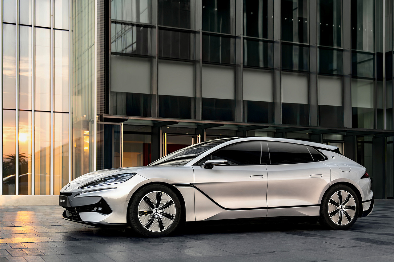 腾势-Z9GT（图ZMzgwMjE5MDcy） - 产品摄影 - 站酷设计师Carson_小立原创素材 - 站酷ZCOOL