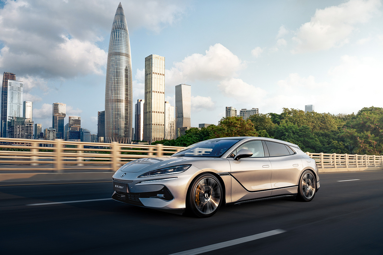 腾势-Z9GT（图ZMzgwMjE5MDY0） - 产品摄影 - 站酷设计师Carson_小立原创素材 - 站酷ZCOOL