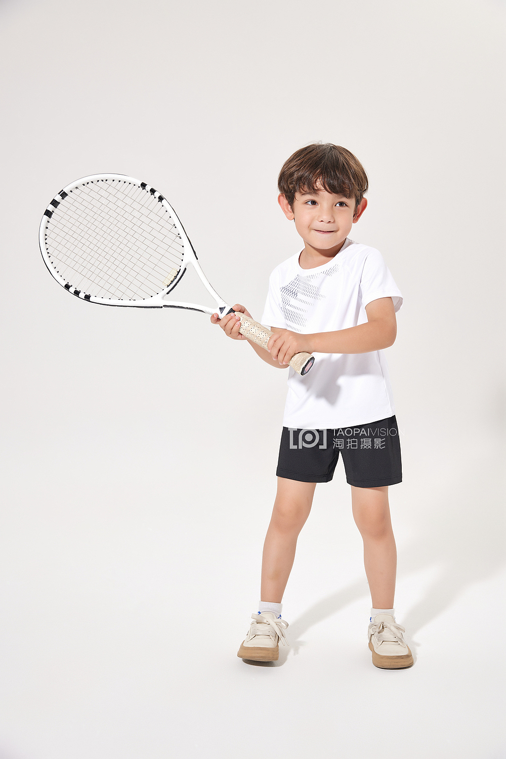 运动类童装外模拍摄