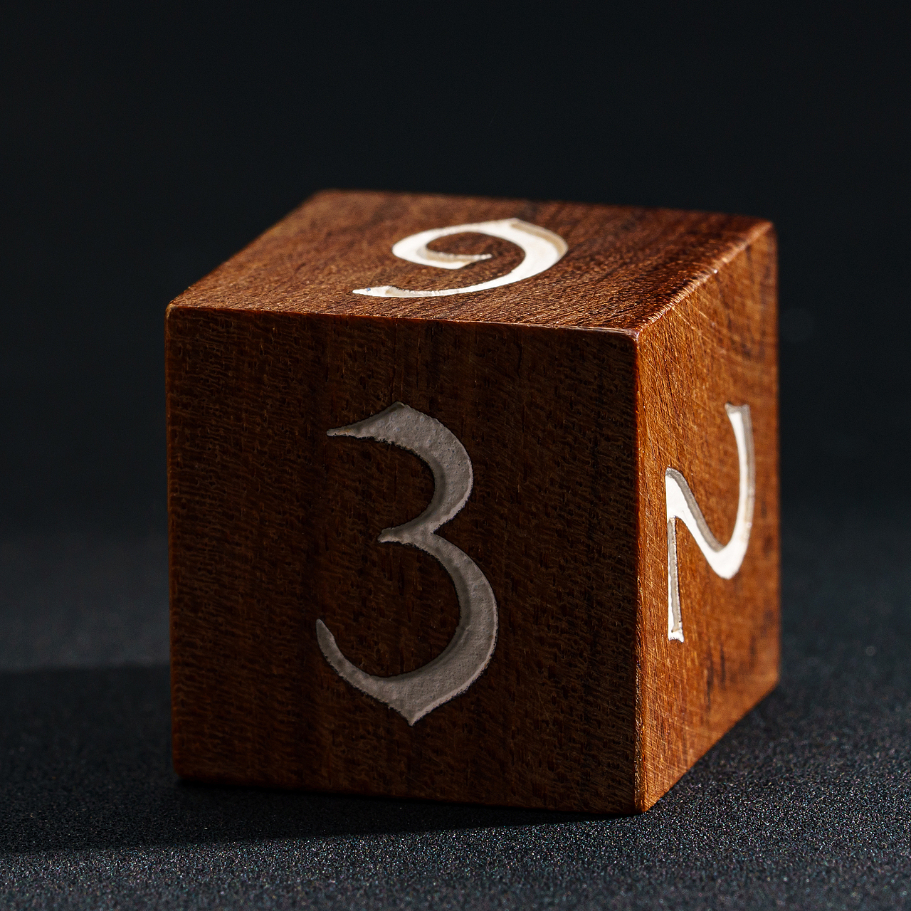 简单产品展示（图ZMzgwMjcxMTQw） - 产品摄影 - 站酷设计师老猫枕咸鱼呀原创素材 - 站酷ZCOOL