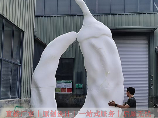 现代简约不锈钢辣椒雕塑、抽象景观雕塑、雕塑制作厂家