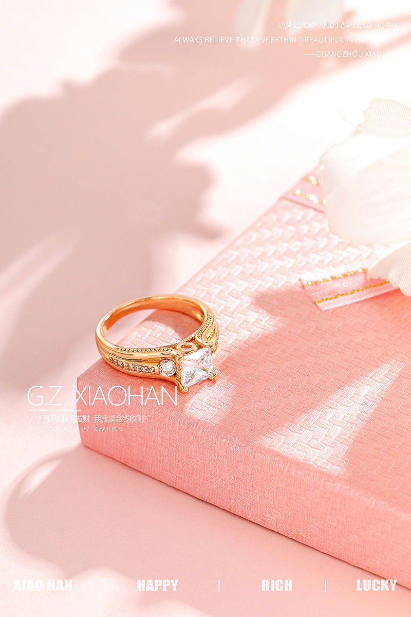 电商饰品拍摄 珠宝首饰拍摄 粉色场景 吊坠 耳钉（图ZMzgwMzc4MzI0） - 产品摄影 - 站酷设计师广州小韩原创素材 - 站酷ZCOOL