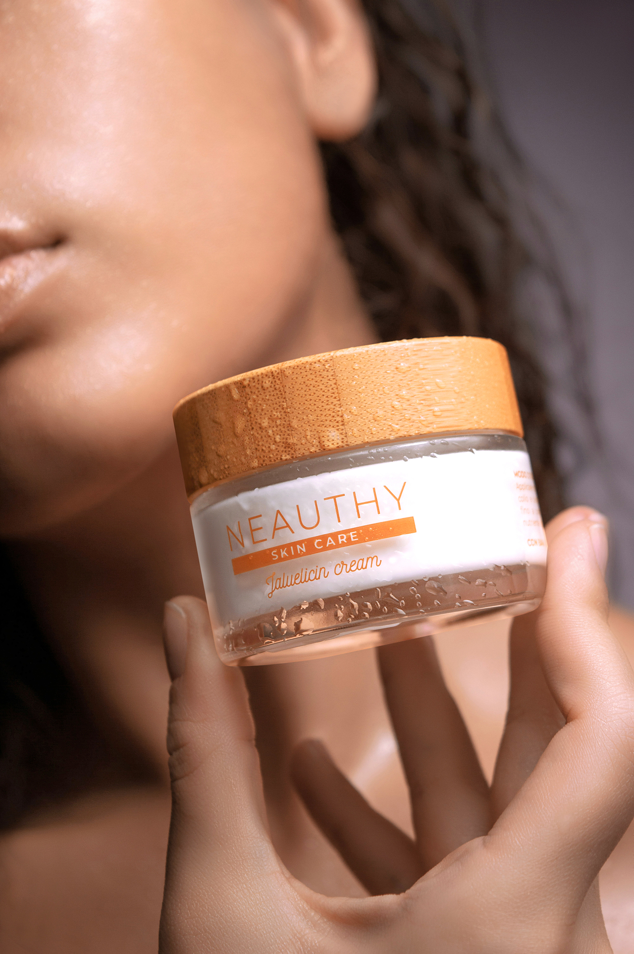 修图作品｜一组护肤品精修（图ZMzgwNTkwMDM2） - 修图/后期 - 站酷设计师珠玉修图工作室原创素材 - 站酷ZCOOL