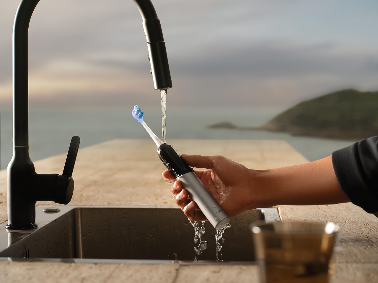 USMILE✖️华为智选 电动牙刷U7PRO part.1（图ZMzgwNTk5OTcy） - 产品摄影 - 站酷设计师BAIRIobservation原创素材 - 站酷ZCOOL