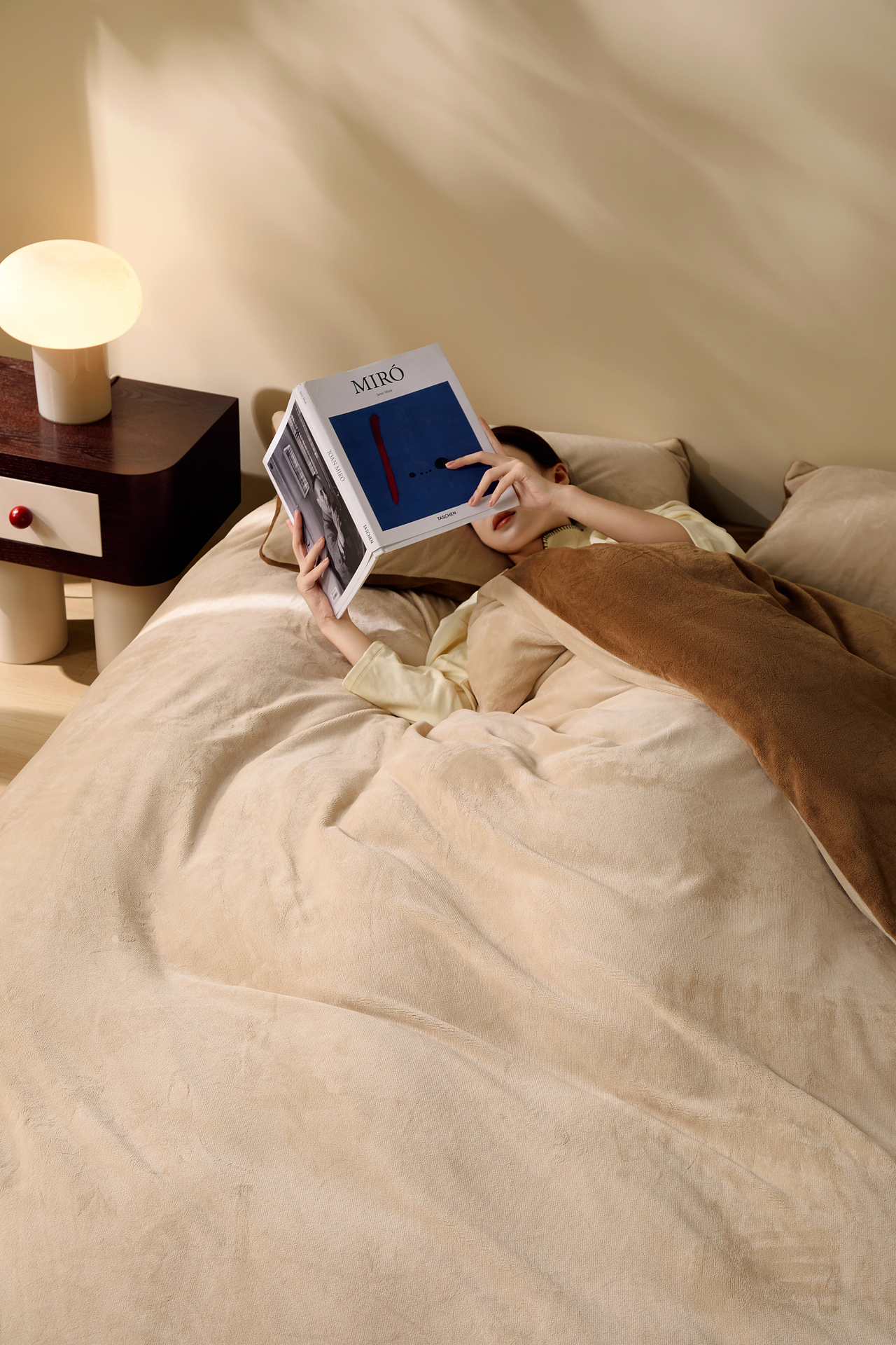 家纺摄影-绒类套件（图ZMzgwNjQxOTQw） - 产品摄影 - 站酷设计师熊猫家纺摄影原创素材 - 站酷ZCOOL