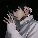 小王爷设计的头像