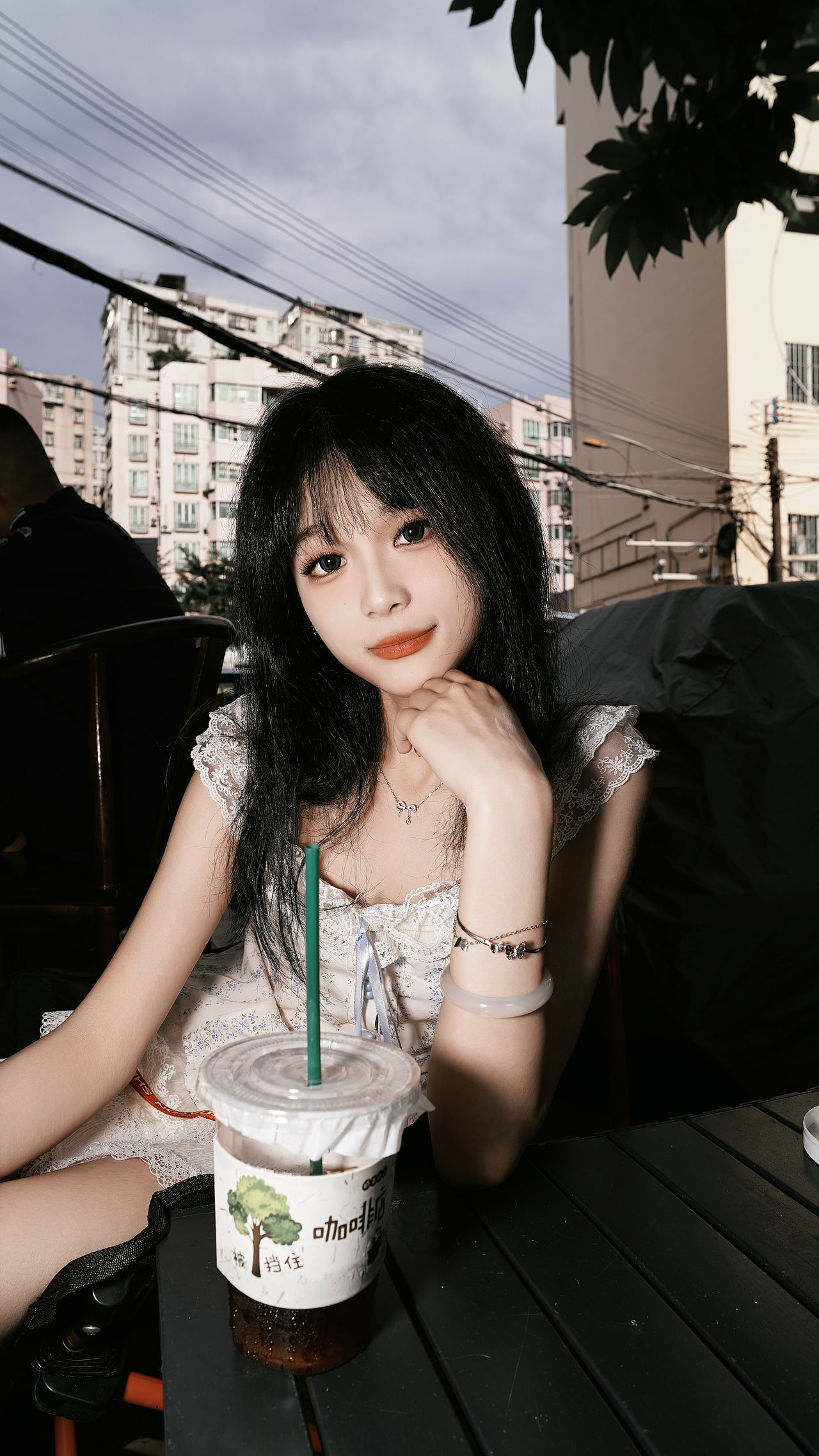 喝美式拍美式风格人像（图ZMzgwNjUxNTky） - 人像摄影 - 站酷设计师宇瑜渔原创素材 - 站酷ZCOOL