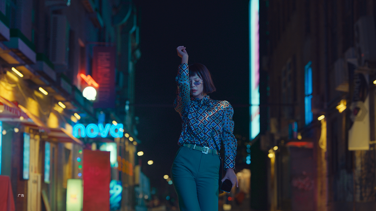 华为手机Nova6 5G广告片-3200万人像超级夜景