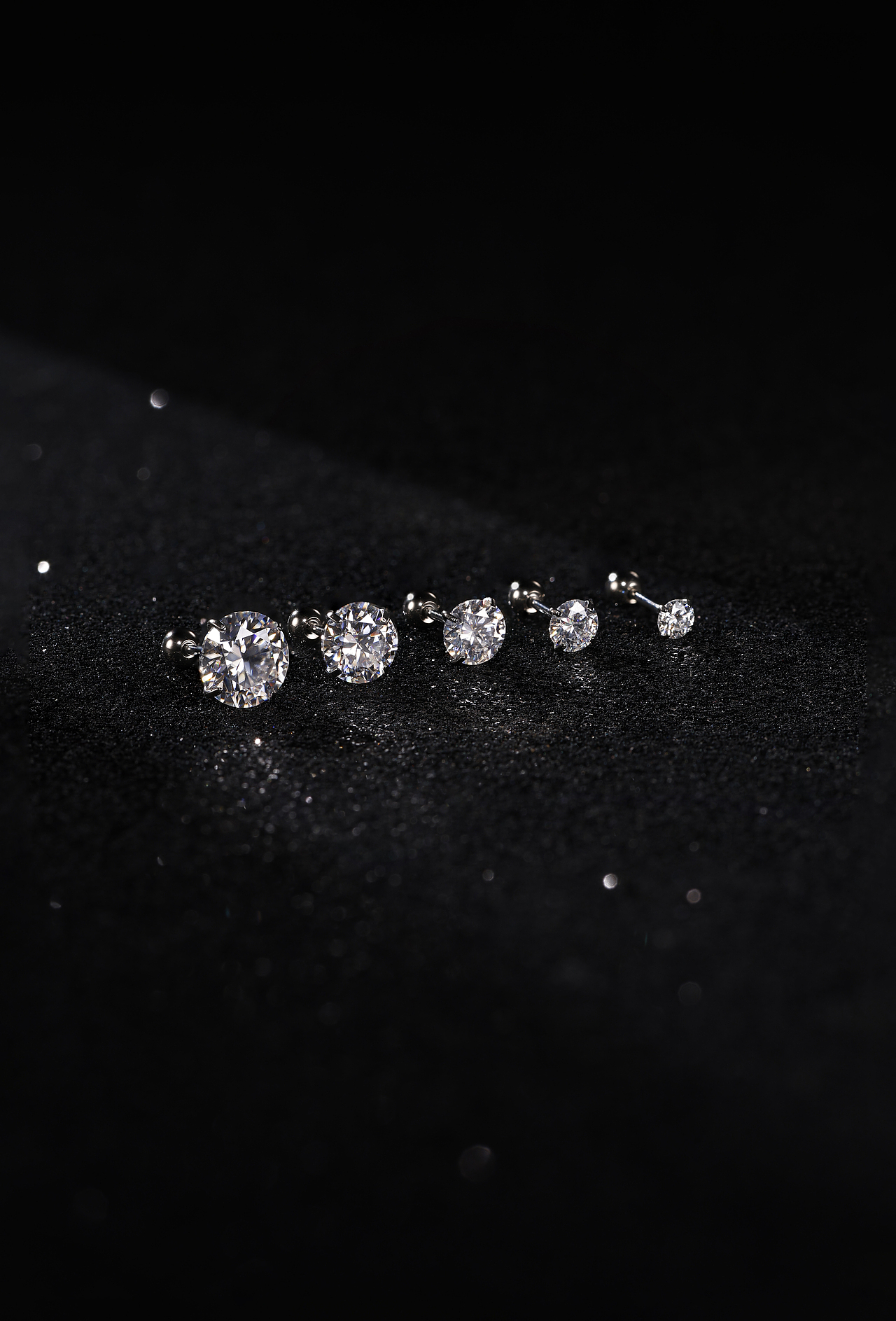 莫桑钻球底耳钉（图ZMzgwNjc4NTY4） - 产品摄影 - 站酷设计师cous原创素材 - 站酷ZCOOL