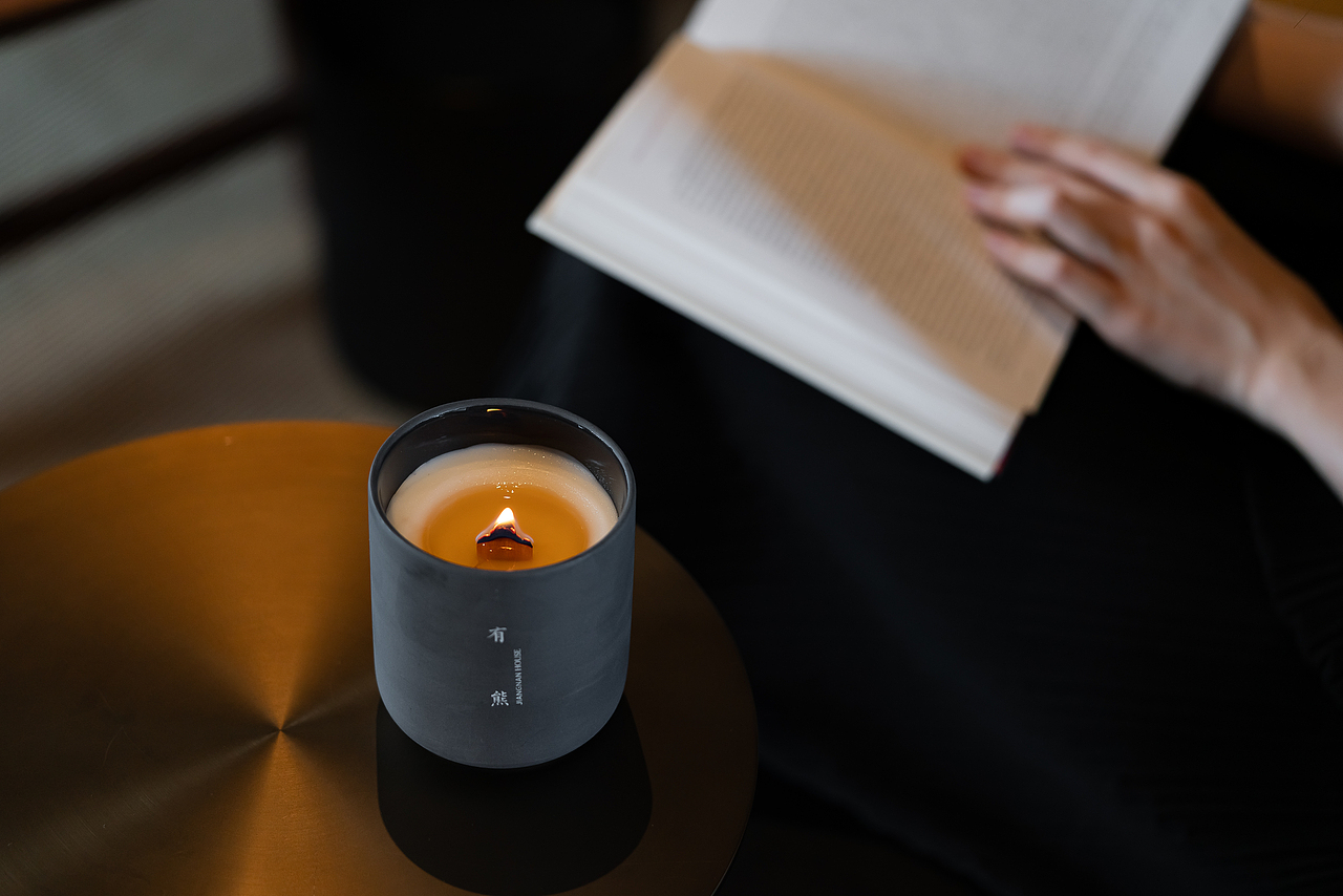 Jesens觉森 x 有熊酒店·联名香薰|产品氛围图 2023/08