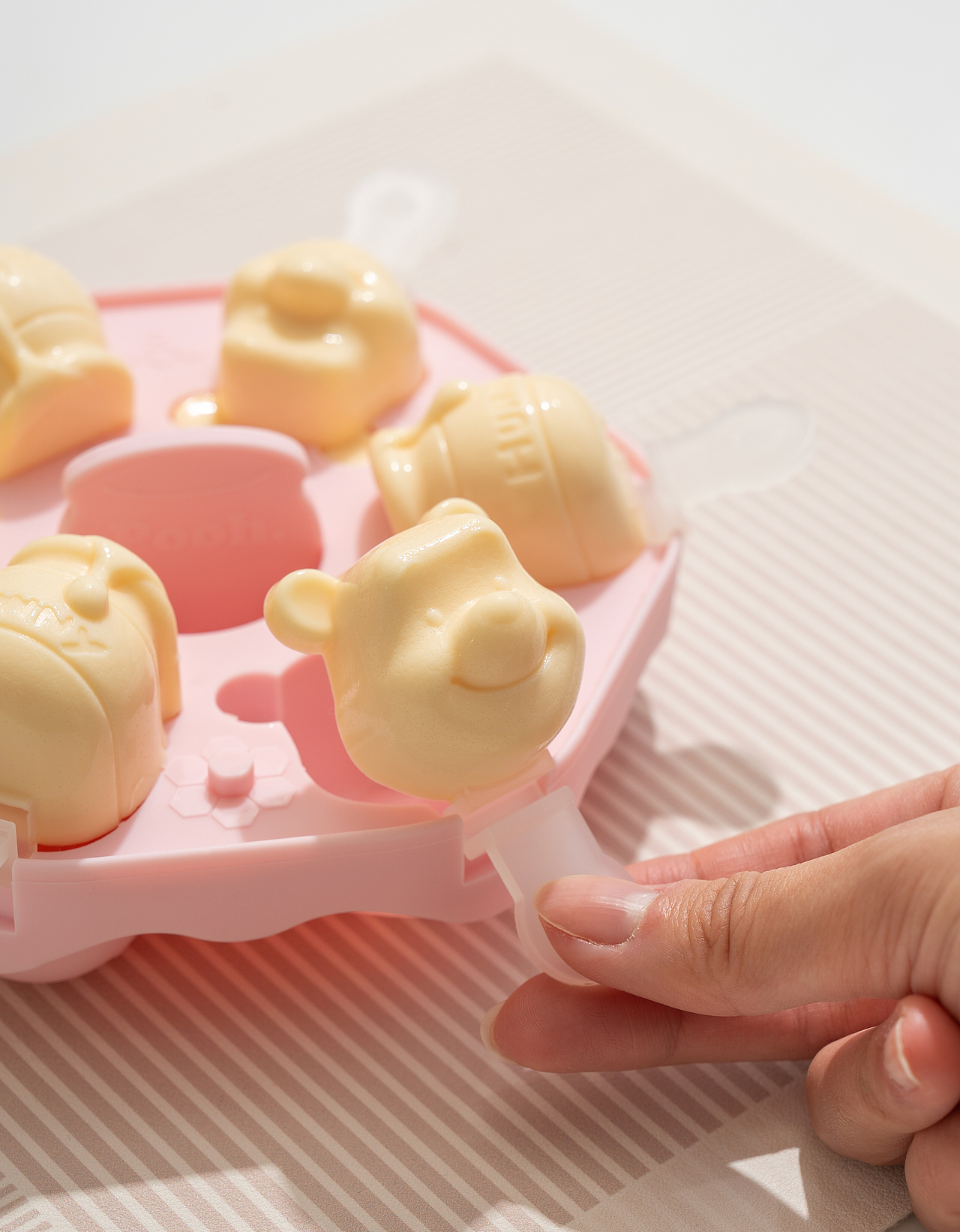 小熊维尼铂金硅胶模具-创意拍摄