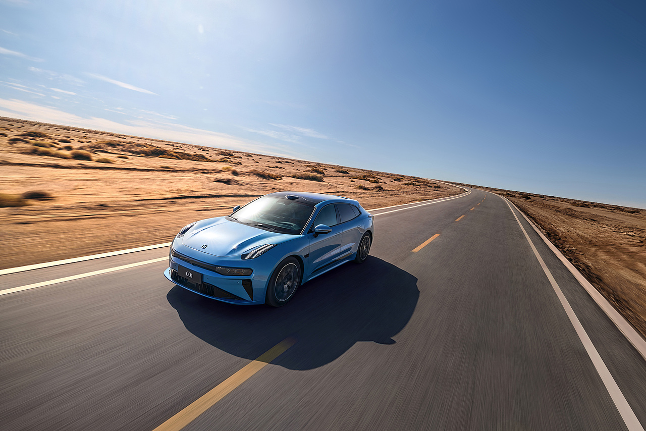 汽车摄影lifestyle美图｜2025款极氪zeekr 001（图ZMzgwODQyMDAw） - 修图/后期 - 站酷设计师陈同健原创素材 - 站酷ZCOOL