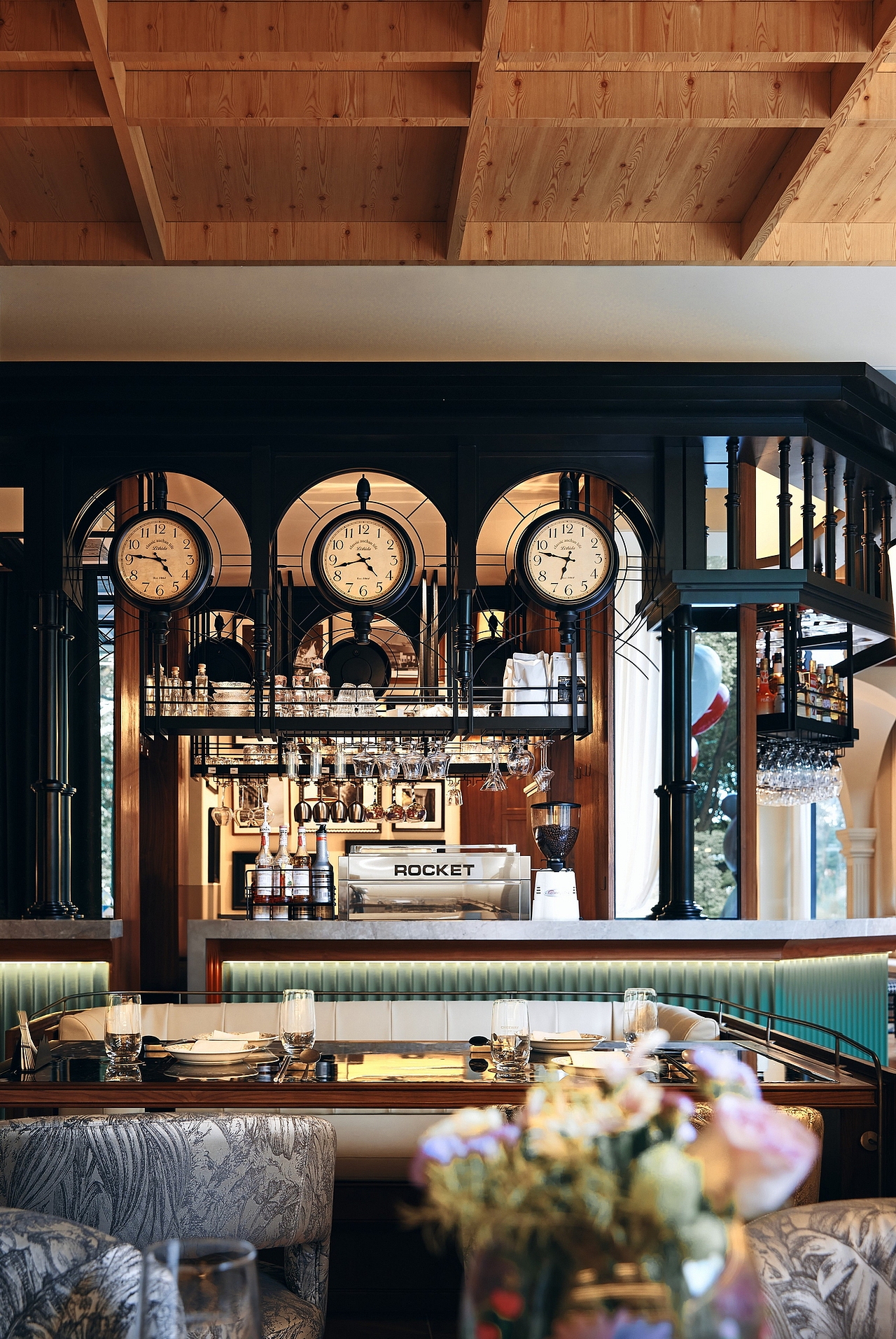 【布道小品】之 · 外 | CHEEWAY 湖心岛首店（图ZMzgwODg5OTI0） - 酒店餐饮设计 - 站酷设计师布道设计原创素材 - 站酷ZCOOL