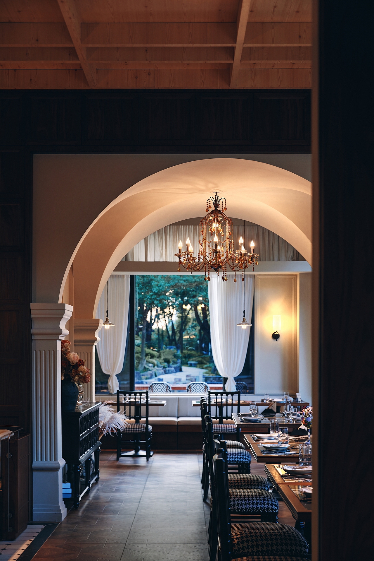 【布道小品】之 · 外 | CHEEWAY 湖心岛首店（图ZMzgwODg5OTgw） - 酒店餐饮设计 - 站酷设计师布道设计原创素材 - 站酷ZCOOL