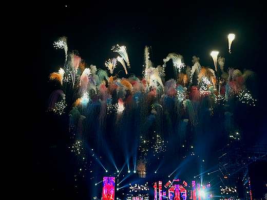 七彩祥云（个人主页-ZNzA4MzI1ODA=） - 风光摄影 - 站酷设计师籽籽瓜原创素材 - 站酷ZCOOL