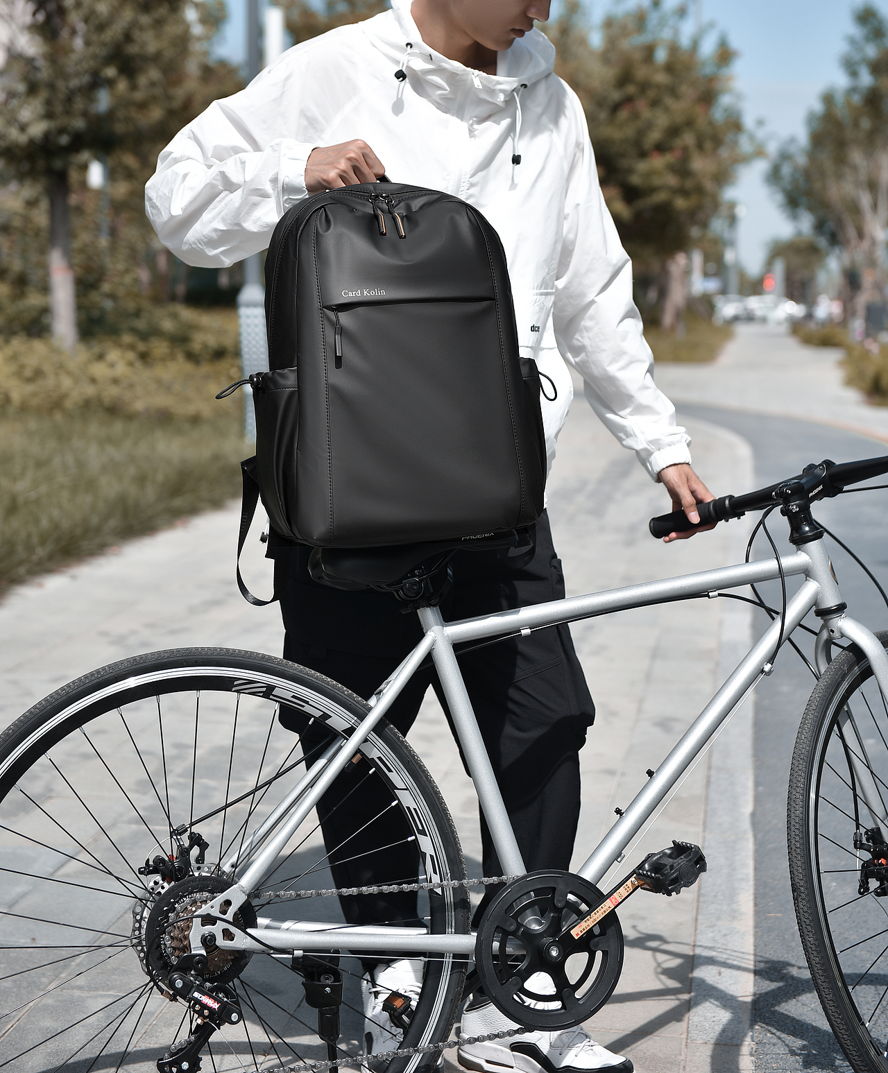 双肩包 背包 户外 出行 骑行 城市出行