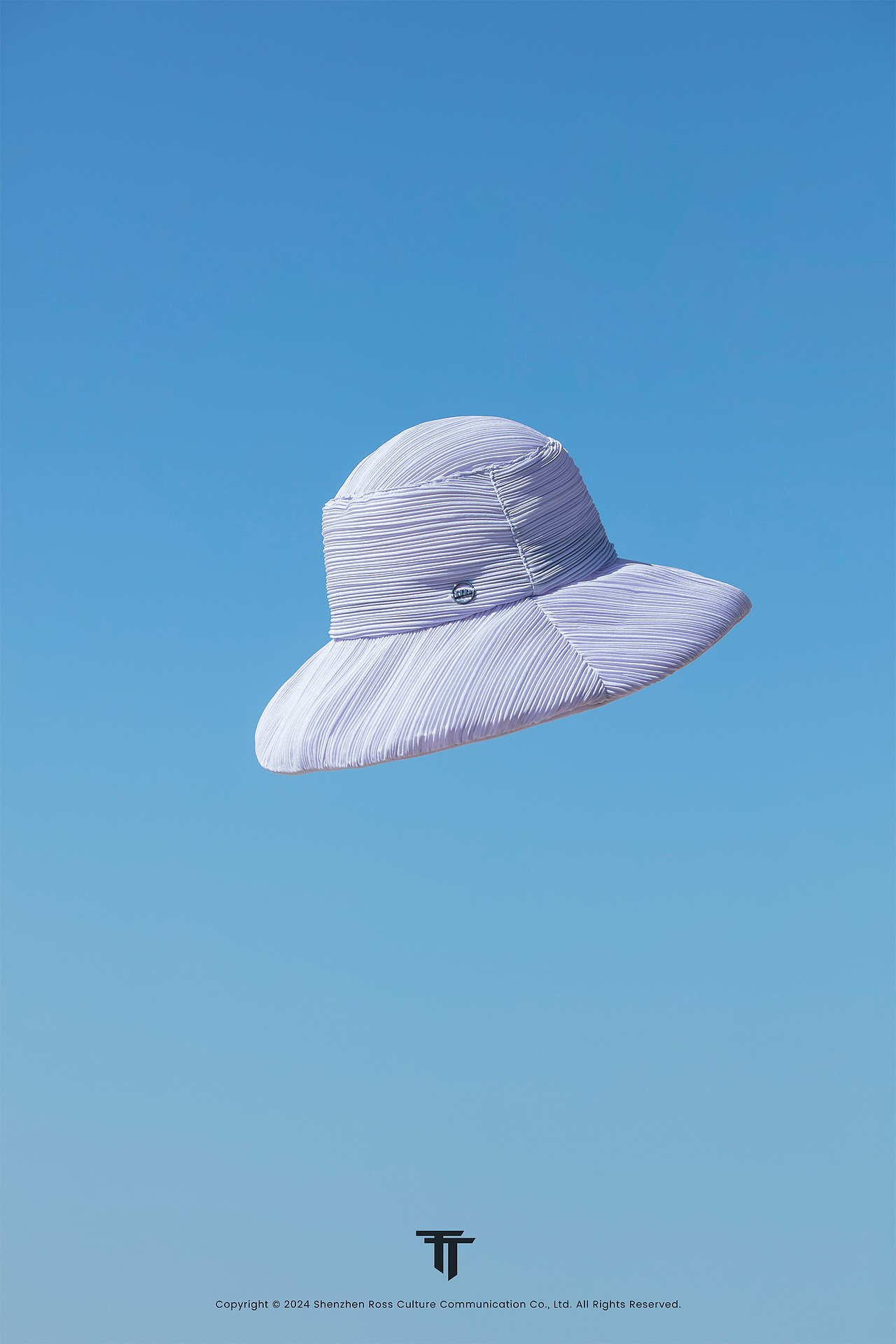 服饰静物|蕉下Beneunder帽类白底图