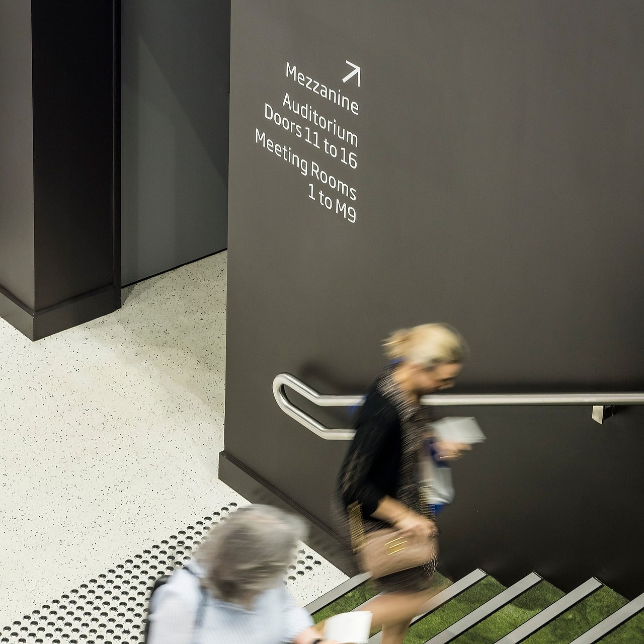 导视设计｜企业总部大楼标识｜办公空间导视（图ZMzgxMDI2ODE2） - 其他平面 - 站酷设计师长沙设计师老胡原创素材 - 站酷ZCOOL