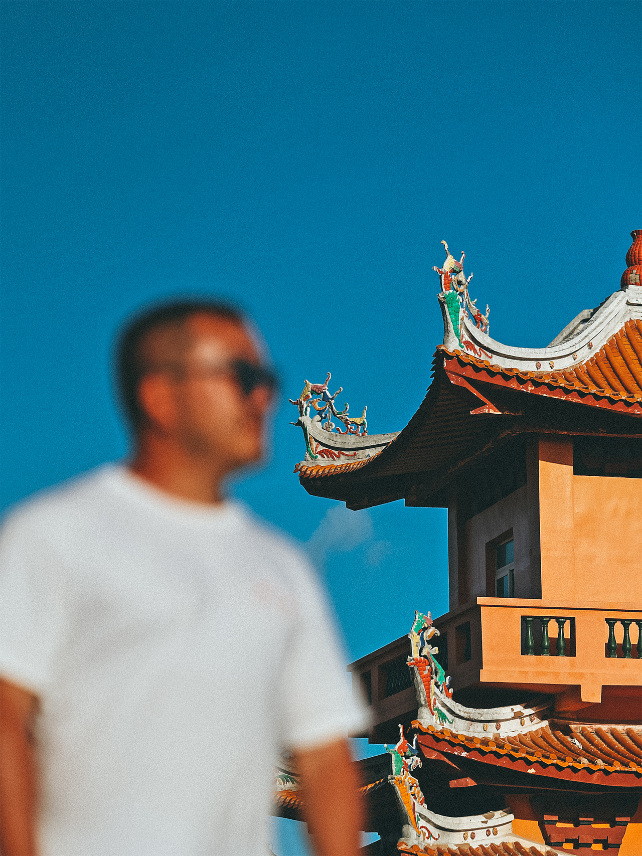 旅拍 | 小哥哥泉州旅行跟拍（图ZMzgxMDcxMDY0） - 人像摄影 - 站酷设计师摄影师_罗少原创素材 - 站酷ZCOOL