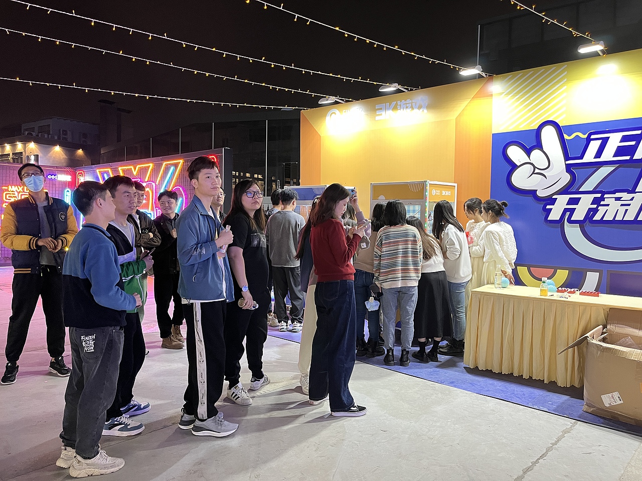 娃娃机出租 夹公仔机出租 娃娃机租赁_娃娃机厂家直租（图ZMzgxMDg4NTIw） - 电子产品 - 站酷设计师极速联盟9DVR原创素材 - 站酷ZCOOL