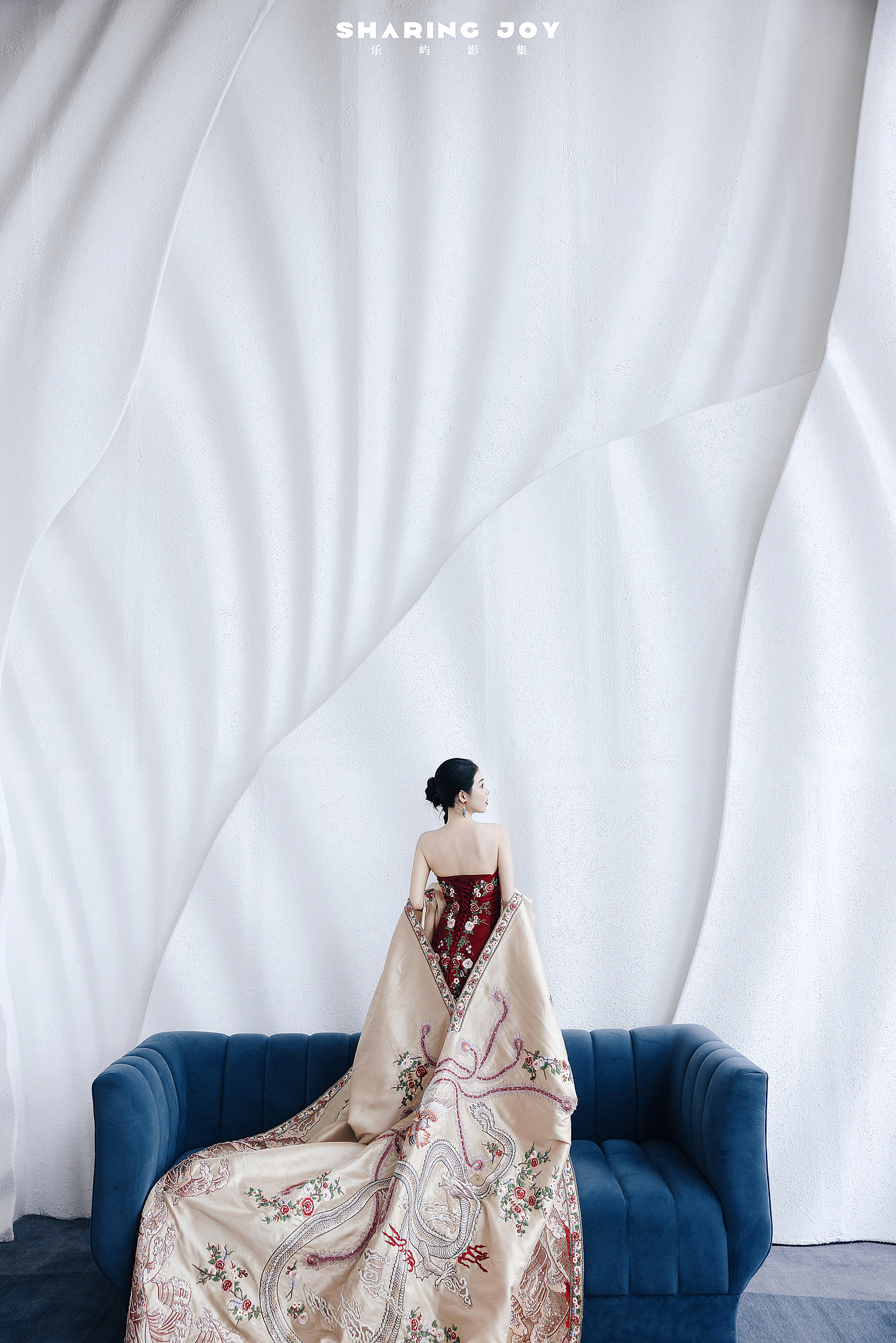 中式晨袍拍摄（图ZMzgxMTIzOTky） - 婚礼摄影 - 站酷设计师乐屿影集kingkong原创素材 - 站酷ZCOOL