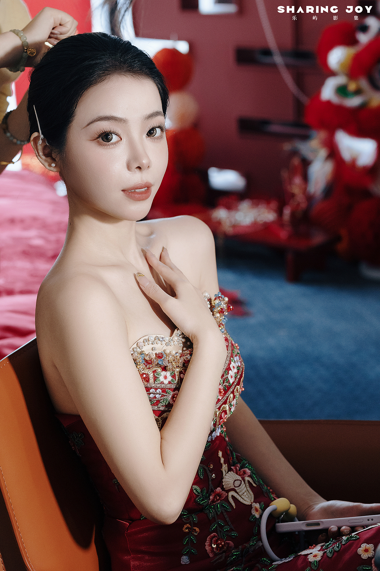 中式晨袍拍摄（图ZMzgxMTI0MTMy） - 婚礼摄影 - 站酷设计师乐屿影集kingkong原创素材 - 站酷ZCOOL