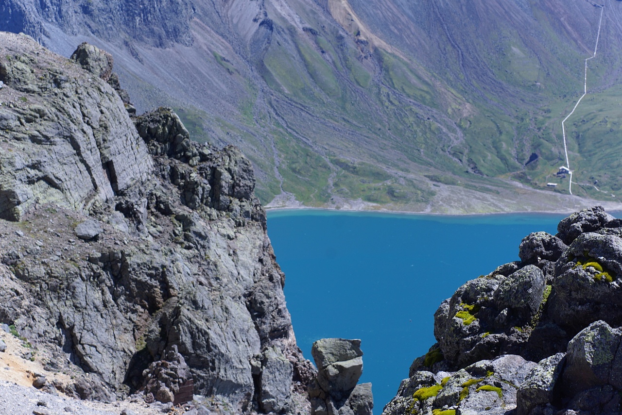 岩山（图ZMzgxMjM1ODY0） - 风光摄影 - 站酷设计师遊記seiji原创素材 - 站酷ZCOOL