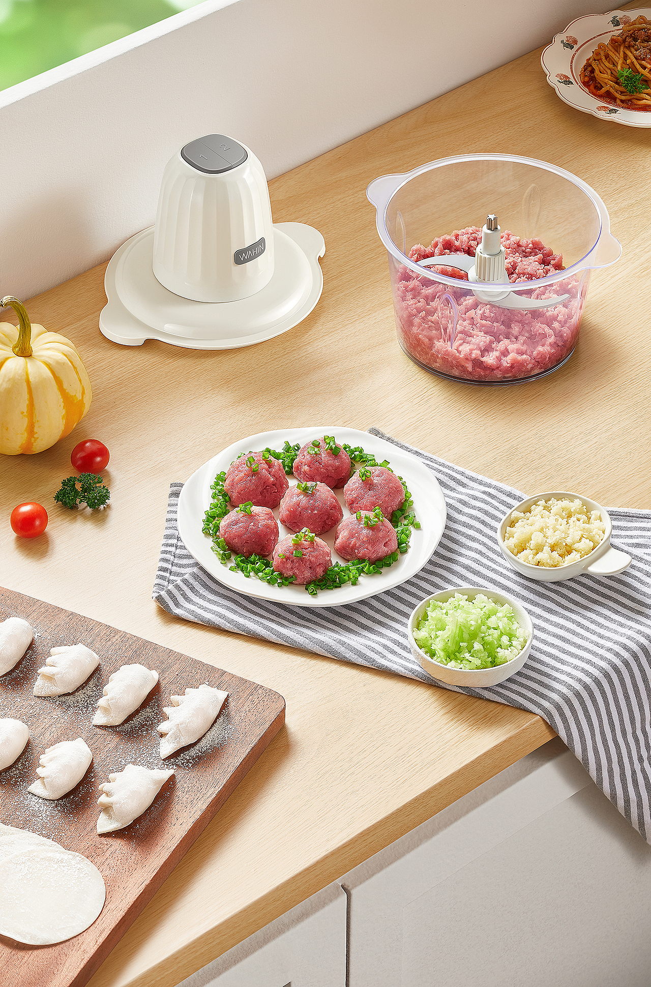 小家电精修｜华凌绞肉机（图ZMzgxMjU0MjQw） - 其他平面 - 站酷设计师一个默默的修图仔原创素材 - 站酷ZCOOL