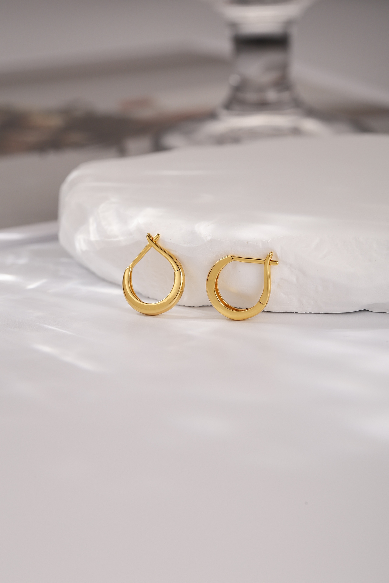 耳圈（图ZMzgxMjU2MzE2） - 产品摄影 - 站酷设计师cous原创素材 - 站酷ZCOOL