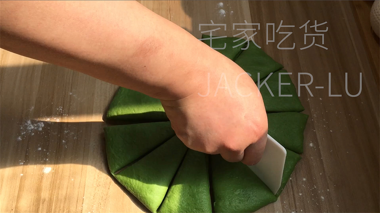 抹茶超软小面包 ,一口沦陷的清新滋味。